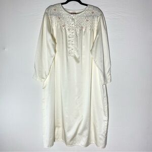 Vintage La Lingerie Satiny Cream Long Sleeve Nightgown M